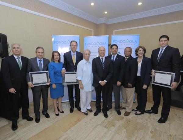 Fondo de Agua Santo Domingo firma acuerdo colaboración con Medio ...