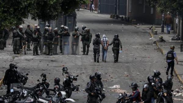 Paro cívico convocado por la oposición en Venezuela deja 4 muertos y 367 detenidos