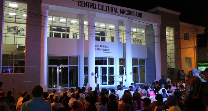 Inauguran el Centro Cultural Macorisano en San Pedro