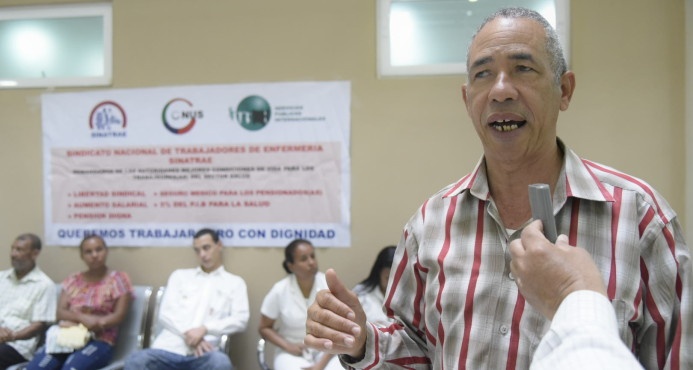 Enfermeras inician paro para buscar nombramiento de colegas en hospital José María Cabral y Báez