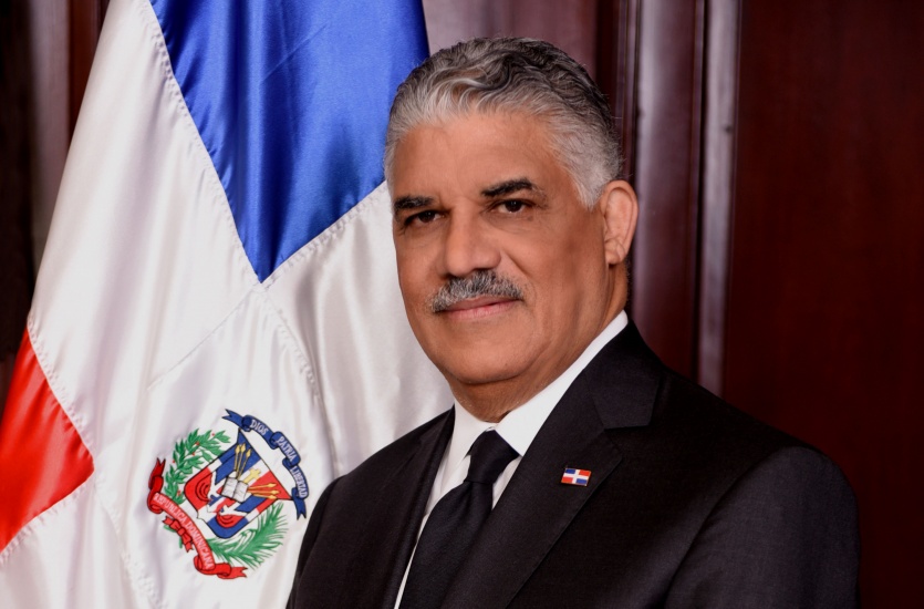 Canciller Miguel Vargas asiste este lunes a reunión en Curazao