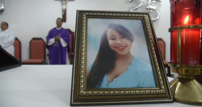 Sacerdote: Muerte de Emely “inspira a una mayor atención a los adolescentes”
