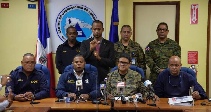 COE pone el país bajo alerta por huracán María; evacuó residentes en la Isla Saona