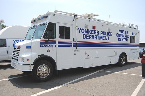 Hieren de un balazo en la cara policía Yonkers