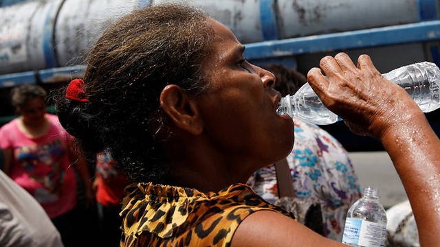 Puerto Rico: a semanas del huracán, falta agua, electricidad y hospitales que funcionen