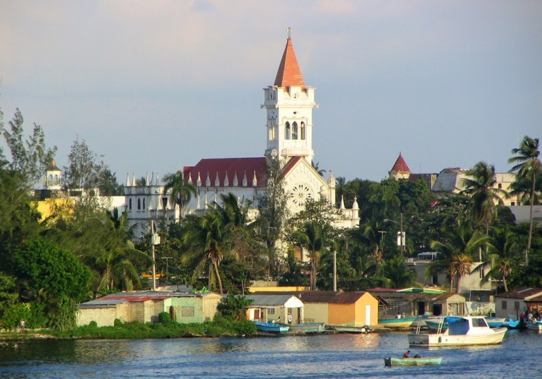 Barrios de parte Este de San Pedro de Macoris comienzan a recibir agua