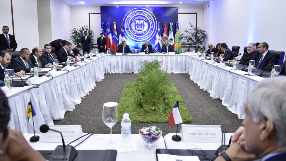 Ya inició el encuentro por la paz de Venezuela que encabeza el Presidente Danilo Medina