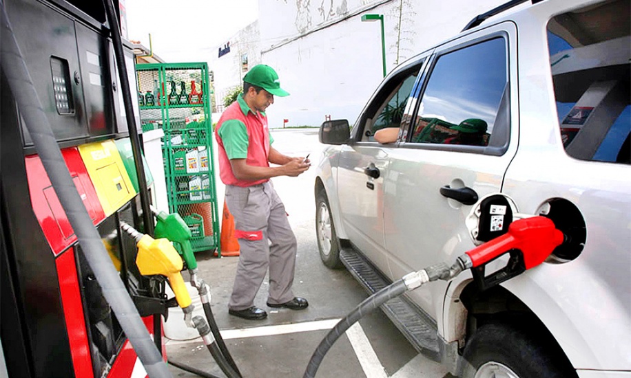  Precios de las gasolinas bajan 1 y 2 pesos y el gasoil aumentará de precio