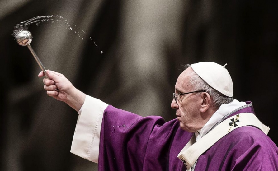 El papa Francisco critica a quienes usan el dolor cotidiano para sembrar desconfianza