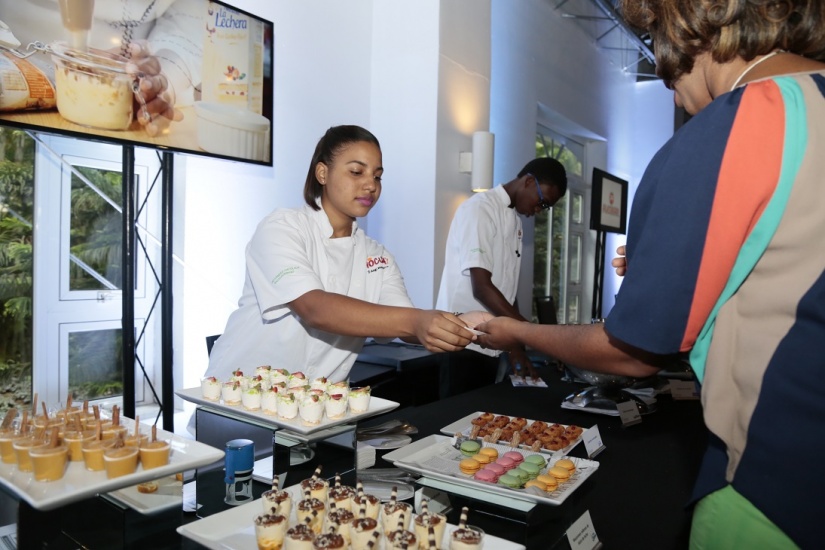 Hoteles y restaurantes convergen en feria comercial sobre innovación culinaria