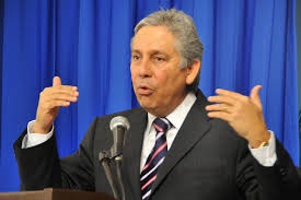 Realizan querella contra el exministro Freddy Pérez por supuesta distracción de RD$130 millones