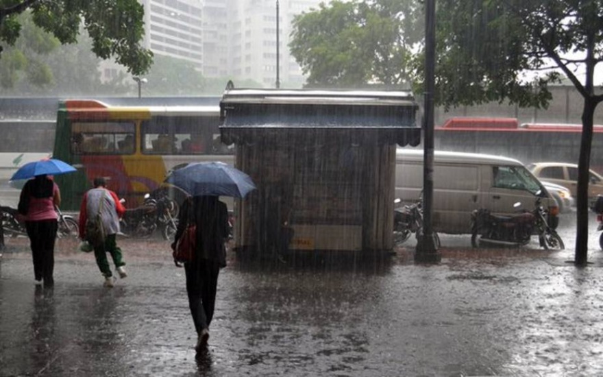 COE advierte continuarán efectos lluviosos durante la semana 