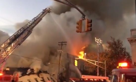 Explosión derrumba dos edificios y deja más de 100 personas sin hogar en Nueva Jersey
