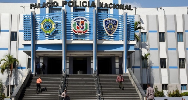 PN realiza operativos apresan 18 personas en redadas Boca Chica y 26 en Santiago