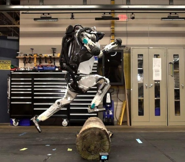    Robot “Atlas” de Boston Dynamics ahora supera carreras de obstáculos