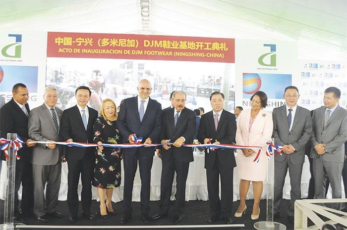 Presidente Danilo Medina encabeza inauguración fábrica china en Tamboril