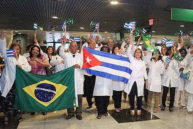 Cuba anuncia salida de Programa Más Médicos de Brasil