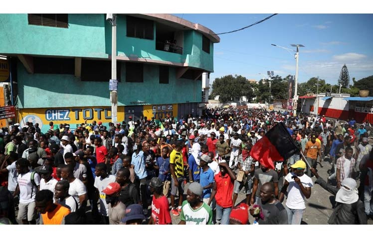 Organizaciones opositoras llaman a paro general en Haití tras protestas.