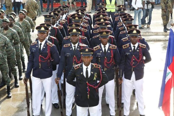 Restablecimiento de ejército en Haití puede plantear más riesgos de seguridad que soluciones
