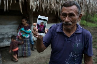 “Mi niña estaba sana”, denuncia el abuelo de la niña migrante que murió bajo custodia de EU