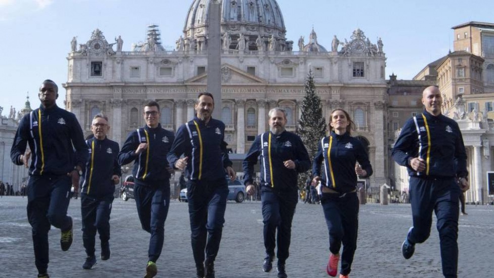 El Vaticano crea su primer equipo de atletismo con sacerdotes, monjas y guardias suizos