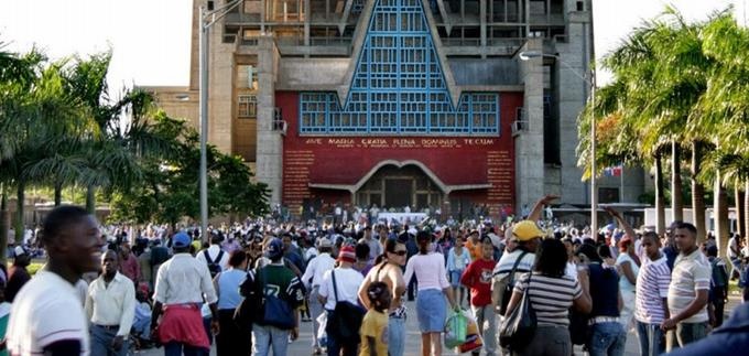 Peregrinación tradicional hacía la Basílica de Higüey en la celebración del Día de la La Altagracia