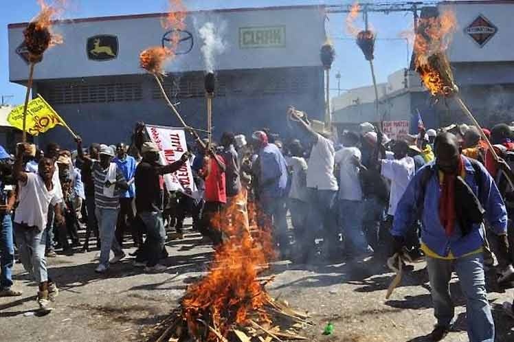 Cancelan vuelos hacia Haití por protestas contra el Gobierno