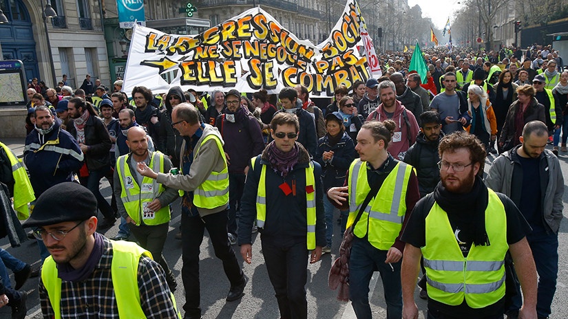 Más de 50 detenidos en la protesta de los 'chalecos amarillos' en París