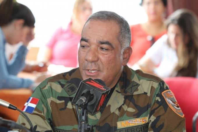 Altos mandos militares se reúnen en Elías Piña tras incidente de ayer