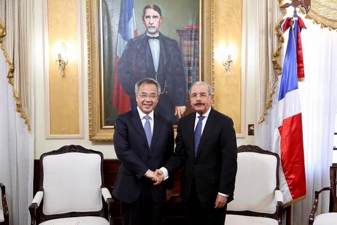 Primer viceministro chino fue recibido hoy por el presidente Danilo Medina en su despacho