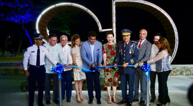 Alcalde David Collado inaugura el “Paseo Marítimo del Malecón