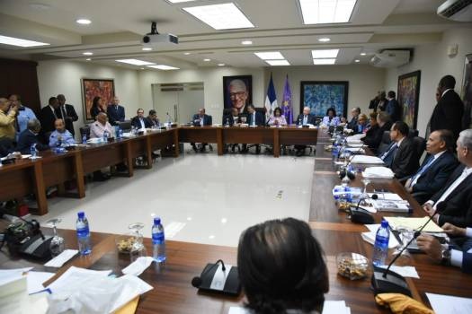 PLD se va con el padrón semiabierto para su elecciones primarias