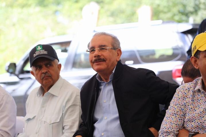 Visita Sorpresa 241: Danilo Medina apoya producción de Tabaco en Palmar Arriba, Villa González