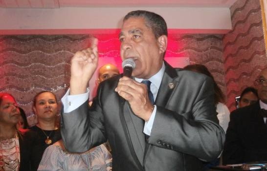 Congresista dominicano defiende derecho de Bob Menéndez a opinar sobre reelección en RD