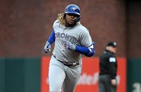 Vladi Guerrero Jr. y Josh Bell, mejores de semana en Grandes Ligas