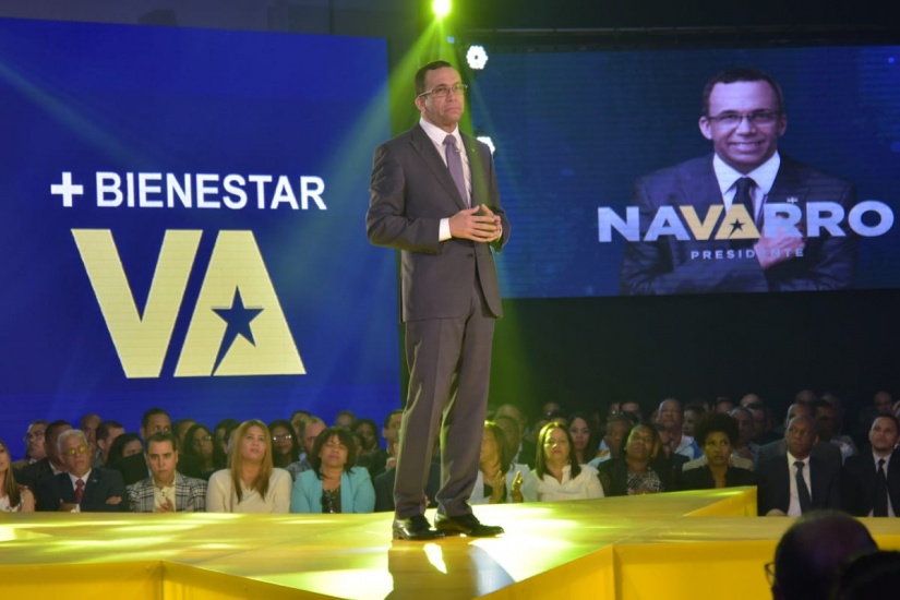 Andrés Navarro afirma se está agotando tiempo para reforma Constitución