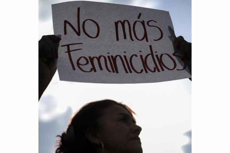 Lista de víctimas de feminicidios sigue aumentando en Chile