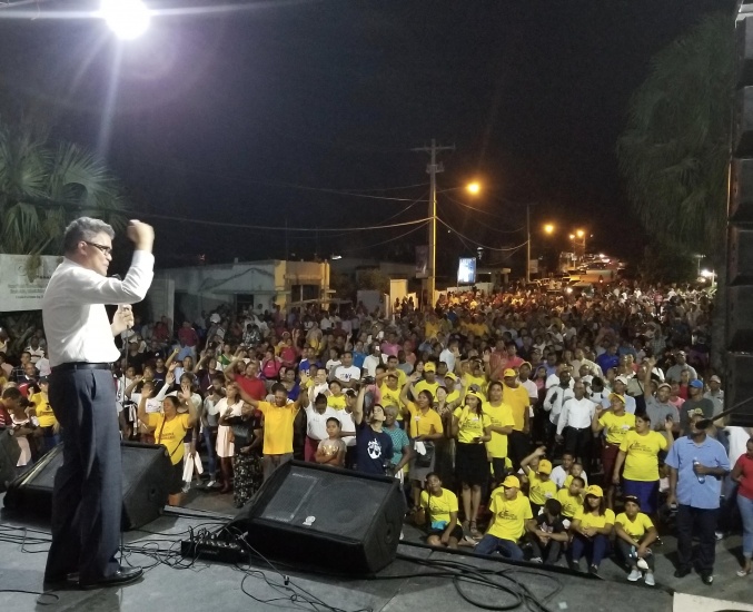 Evangélicos solicitan a la JCE aprobar Partido Generación de Servidores que preside Carlos Peña