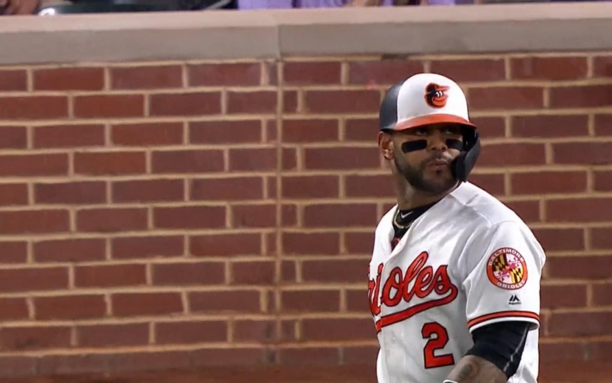 Dominicano Jonathan Villar pega jonrón que rompe marca en las mayores
