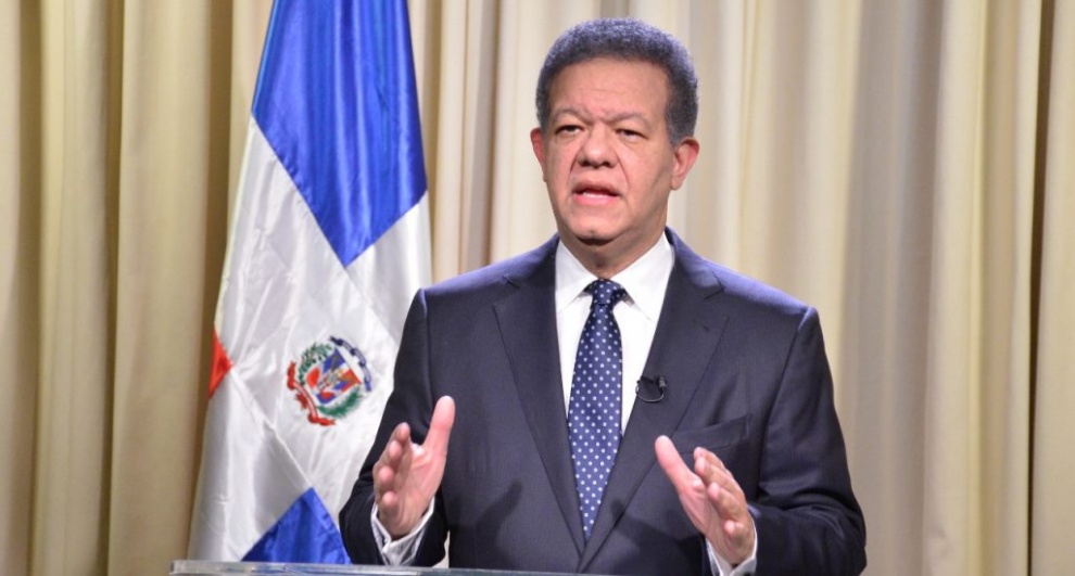 Leonel Fernández ofrece detalles específicos de presunto fraude y hace cronología de lo que considera un crimen