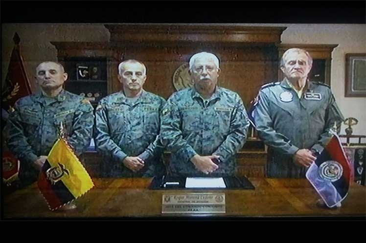 Fuerzas Armadas amplía toque de queda en Ecuador a 24 horas
