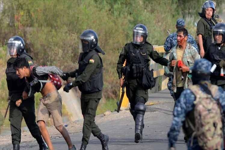 Furia oficial por informe sobre violaciones de Derechos Humanos. en Bolivia
