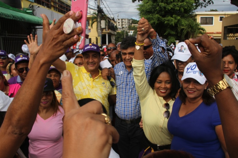 Alcalde Francisco Peña es criticado por destinar la mayor partida del presupuesto de SDO a obras sociales