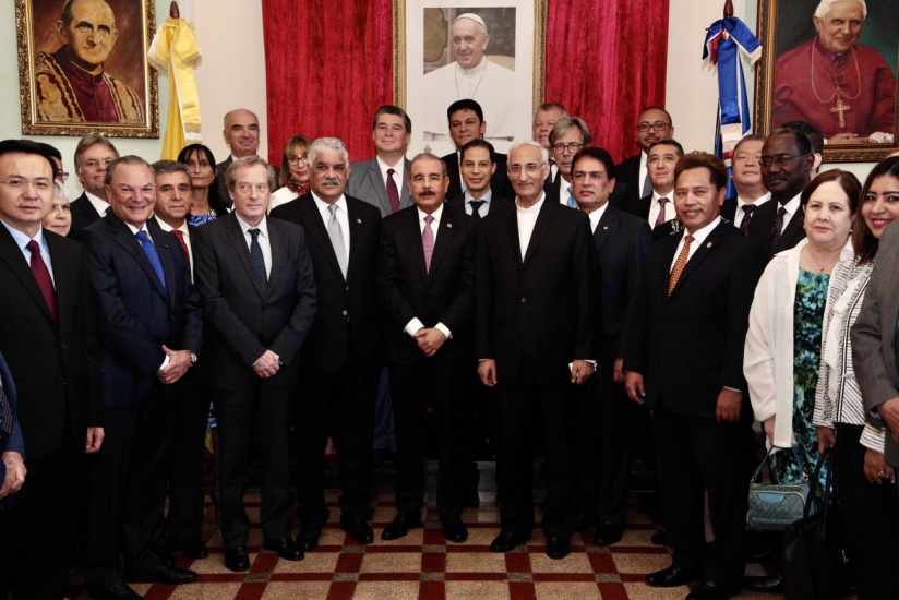 Cuerpo Diplomático acreditado en República Dominicana ofrece almuerzo en honor a presidente Danilo Medina