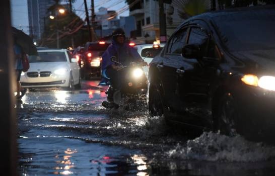 COE eleva a 16 las provincias en alerta por “posibles inundaciones”