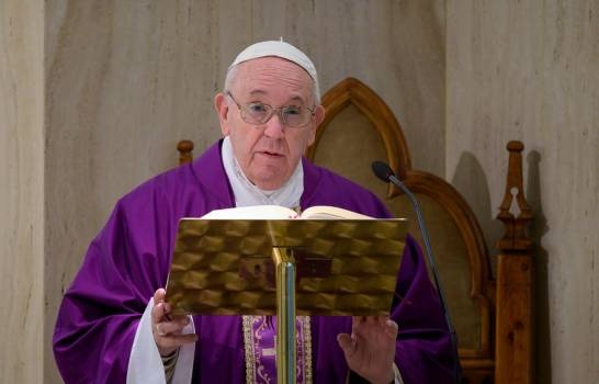 Papa Francisco convoca a los fieles del mundo a rezar un 'Padre Nuestro' el 25 de marzo