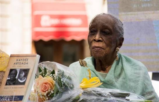 Muere escritora cubana Haydeé Arteaga a los 105 años