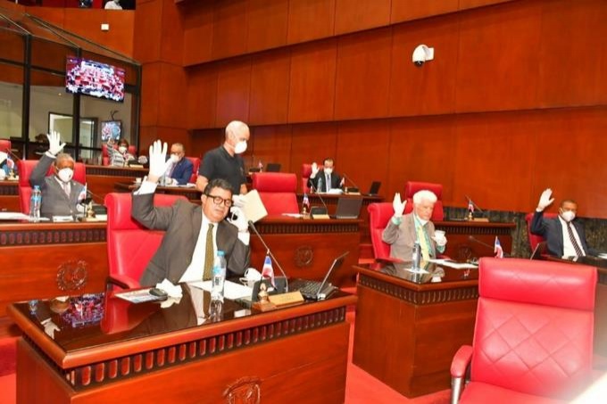 El Senado de la República aprueba la emergencia nacional por 12 días