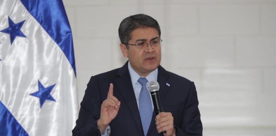 Presidente de Honduras y su esposa contagiados con COVID-19