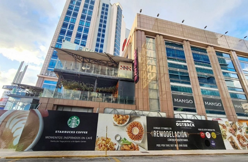 ACRÓPOLIS CENTER presenta a Starbucks como nuevo integrante de su mix comercial